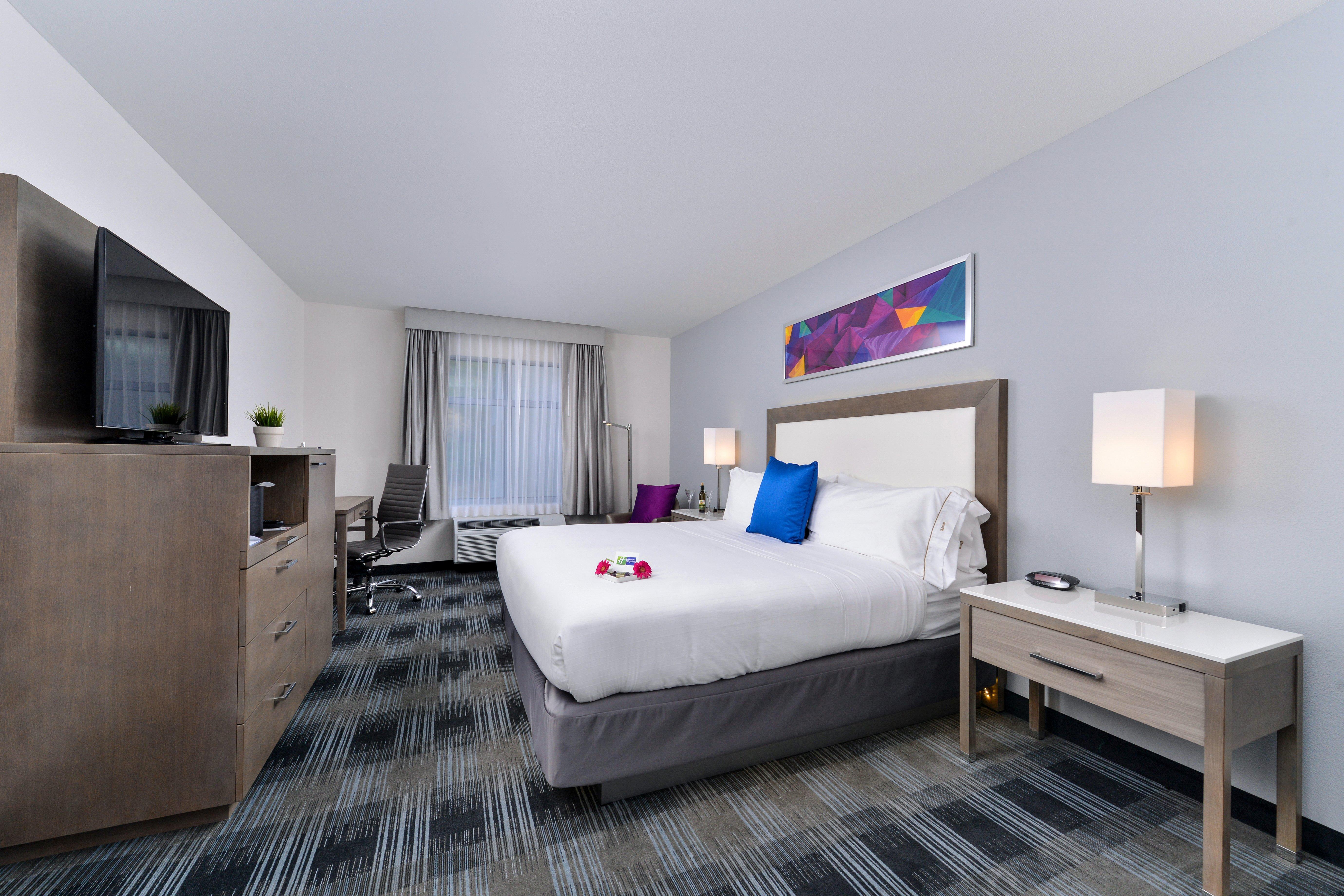 Holiday Inn Express & Suites San Diego - Mission Valley By Ihg Exterior photo