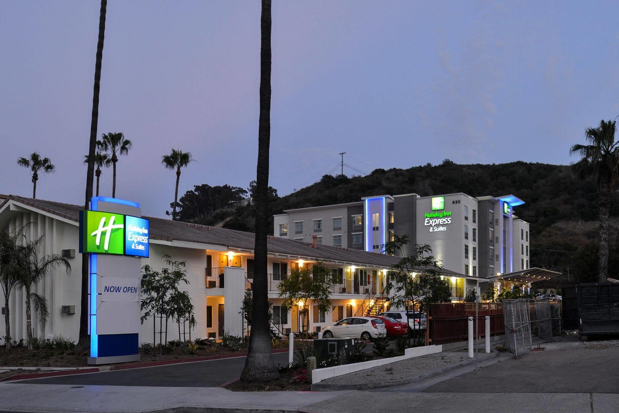 Holiday Inn Express & Suites San Diego - Mission Valley By Ihg Exterior photo